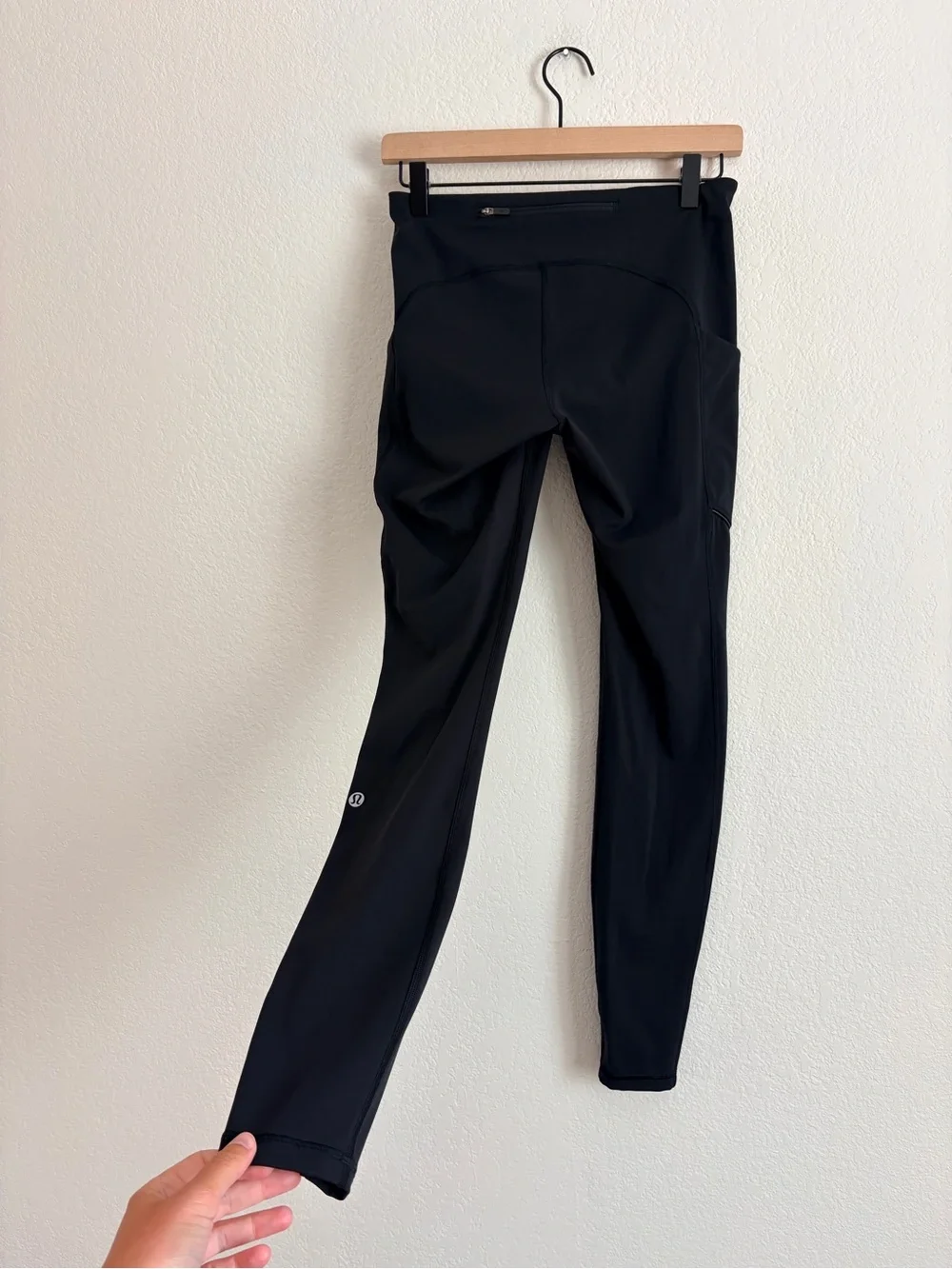 Lululemon Speed Up Tight Leggings in Black